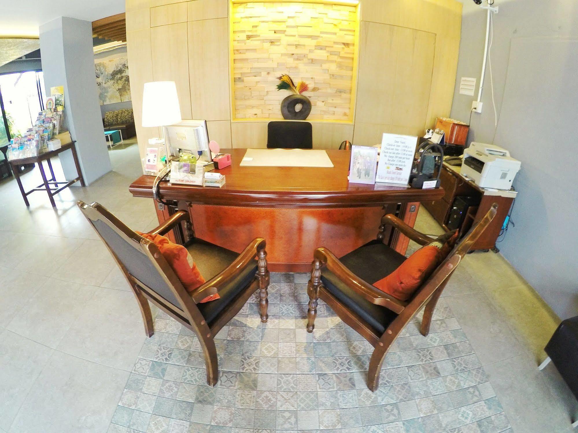 Sea Front - Hotell Patong